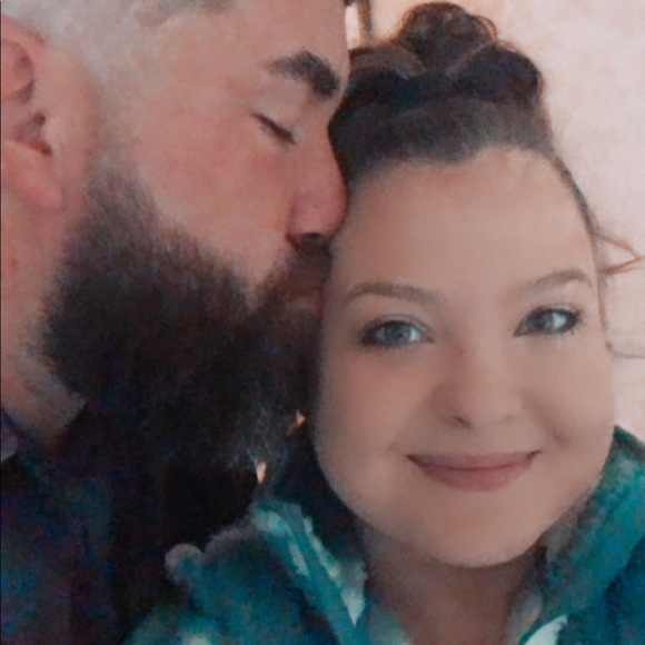 Meet your Posher, Dana - Picture 1 of 1